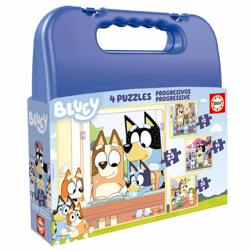 Bluey Maleta 4 Puzzles Progresivos 12-16-20-25, calidad Educa. Una magnífica maleta de plástico donde guardar tus puzzles o lo que tú quieras. Tamaño de cada puzzle montado: 16 x 16 cm. 