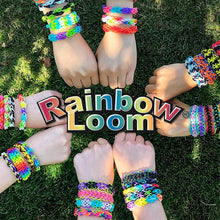 Cargar imagen en el visor de la galería,  Rainbow Loom es la marca original de creación de pulseras de goma, del modo más sencillo. Desarrolla tu creatividad y después puedes lucir estas pulseras tan de moda. 