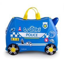 Carregar imagem no visualizador da galeria, Maleta Correpasillos y equipaje de mano infantil Trunki 80323Es maleta con ruedas, y en las esperas el niño se puede sentar en ella. 18 litros de capacidad para llevar sus juguetes ,Medidas: 46 x 31 x 21 cm. Pesa 1,7 Kg. Soporta hasta 50 kg. de peso.