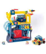 Cargar imagen en el visor de la galería, SuperThings Headquarters , Incluye 2 personajes super héroes exclusivos y un Mr. King exclusivo