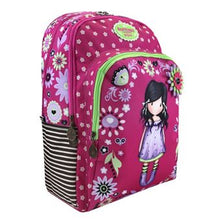 Carregar imagem no visualizador da galeria,  Mochila Triple Bolsillo de Gorjuss con el diseño You Brought Me Love tiene dos compartimentos con cierre de cremallera y un bolsillo frontal, también con cremallera, con tres compartimentos