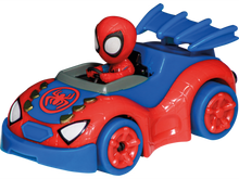 Carregar imagem no visualizador da galeria,  circuito  de Carrera FIRST &#39;It&#39;s Spidey Time&#39;, se une a su amigo Miles Morales, alias Spin, mientras corren alrededor de la pista de 2,4 metros. Numerosos elementos decorativos con diseños de la serie adornan la pista, creando una atmósfera genuina de Spidey en los autódromos de dormitorio. Incluye los 2 coches y los 2 mandos.