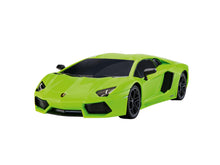 Carregar imagem no visualizador da galeria,  Lamborghini Aventador de Revell Control es la elección perfecta para aquellos que experimentar la velociadd, esta detallada réplica del legendario Lamborghini Aventador Coupé impresiona no solo por sus dimensiones compactas, sino también por su impresion, con luces.