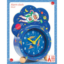 Carregar imagem no visualizador da galeria, Despertador espacial Djeco, un despertador ilustrado para despertarse suavemente y aprender la hora. Un objeto que participará en la decoración de la habitación de su hijo y que le permitirá ubicarse con el tiempo. 