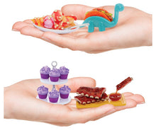 Carregar imagem no visualizador da galeria, Miniverse Bola Make It Mini Foods Diner Serie 3 - MGA 505419