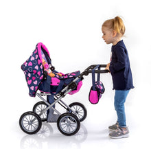 Carregar imagem no visualizador da galeria, Cochecito para muñecas Amia con motivos de corazones. El capazo extraíble es adecuado para muñecas de hasta 46 cm. El mango ajustable hace que este cochecito de muñecas sea fácil de ajustar a la altura de su hijo. Ajustable hasta aprox. 65 centímetros.