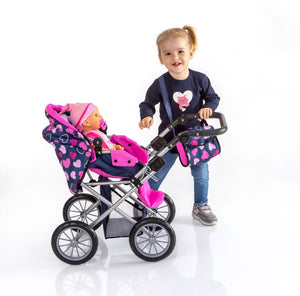 Cochecito para muñecas Amia con motivos de corazones. El capazo extraíble es adecuado para muñecas de hasta 46 cm. El mango ajustable hace que este cochecito de muñecas sea fácil de ajustar a la altura de su hijo. Ajustable hasta aprox. 65 centímetros.