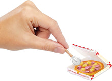 Carregar imagem no visualizador da galeria, Mini Verse Make it Mini Food Multi Pack de 30 piezas para hacer 5 recetas - MGA 591849