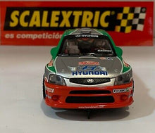 Carregar imagem no visualizador da galeria, Scalextric Hyundai Accent WRC Montecarlo 2002 Coche Rally 1:32 - TecniToys 6084