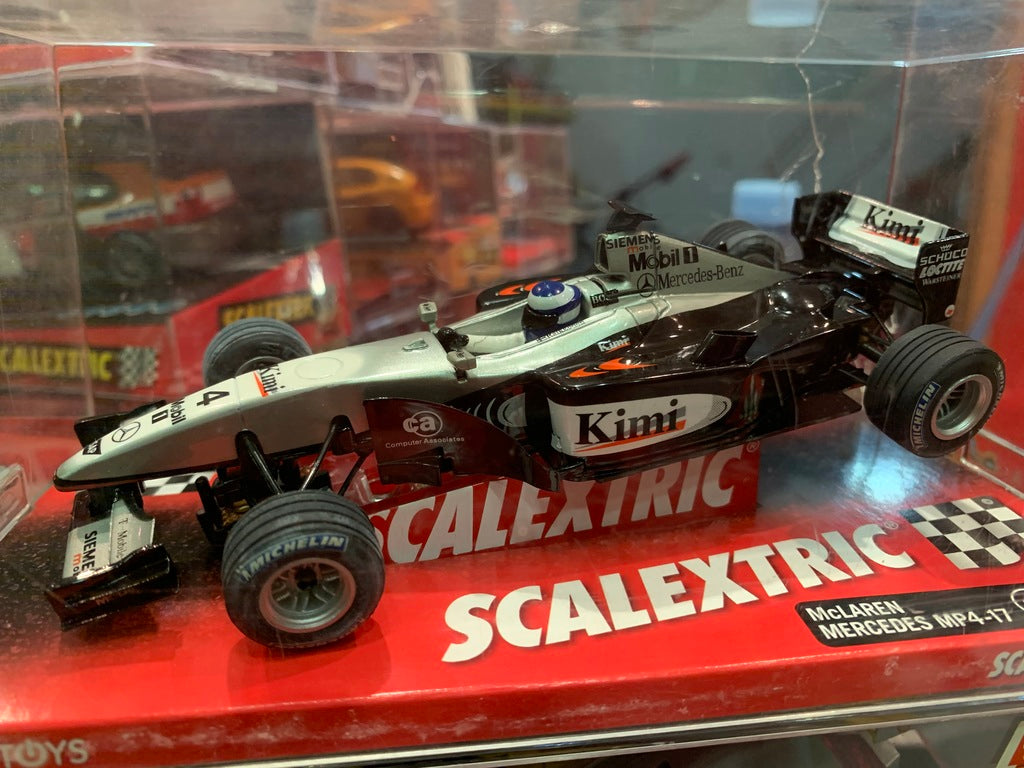 coche Scalextric McLaren Mercedes MP4-17 Kimi Raikkonen nº4 F1 Coche 1:32 TecniToys 6193 Formula 1 slot Mercedes Benz