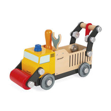 Carregar imagem no visualizador da galeria, Brico Kid Camion de Construcción - Janod J064 Juguete de madera. 2 juguetes en 1: un juego de construcción para reconstruir un fantástico camión de obra gracias a los numerosos tornillos, tuercas y placas incluidos