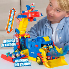 Carregar imagem no visualizador da galeria,  Camión de Rescate, los SuperThings y los Niños Kazoom podrán pedir ayuda a cualquier ciudadano de Ciudad Kaboom. Con luces y sonido ¡Grandes opciones de juego – Más de 8 acciones