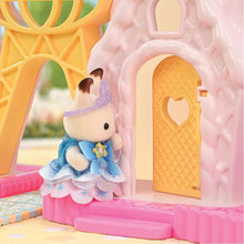 Carregar imagem no visualizador da galeria, Parque de los Sueños de Sylvanian Families El Parque de Diversión Baby Dream de Sylvanian Families es un mundo mágico donde la diversión nunca termina. Diseñado para niñas y niños a partir de 3 años, este encantador set de juego transporta a los pequeños a un parque de atracciones lleno de aventuras. 