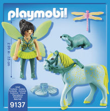 Cargar imagen en el visor de la galería, Set de hadas Playmobil . Incluye un hada, un poni, una nutria y una libélula. 