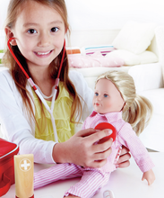 Carregar imagem no visualizador da galeria, maletin Doctor,Cuida de tus amigos, familiares y muñecos con este bonito maletín de doctor. Jugar a ser el doctor ayudará a que tu niño esté más tranquilo al ir a sus consultas con el doctor real, Tamaño : 19 cm x 8 cm x 8 cm