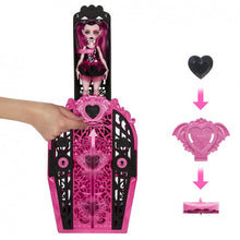 Cargar imagen en el visor de la galería, Monster High Skulltimate Secrets Draculaura Muñeca + Armario - Mattel HXH84