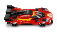 Cargar imagen en el visor de la galería,  El vehículo viene con una minifigura de un piloto con traje y casco de Ferrari que los niños pueden colocar al volante para disputar carreras o exponer con orgullo. Los sets LEGO Speed Champions, contiene 329 piezas. 
