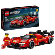 Cargar imagen en el visor de la galería,  El vehículo viene con una minifigura de un piloto con traje y casco de Ferrari que los niños pueden colocar al volante para disputar carreras o exponer con orgullo. Los sets LEGO Speed Champions, contiene 329 piezas. 