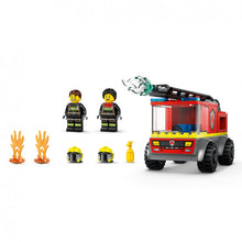 Carregar imagem no visualizador da galeria, Camión de Bomberos LEGO CITY Primero tendrás diversión montando este bonito camión con escalera elevable y después te divertirás apagando fuegos como un auténtico bombero.