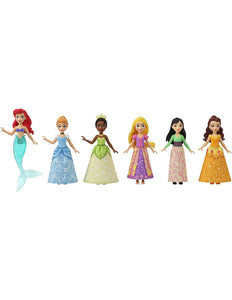 Disney Princess - Minis: Fiesta del Te. Celebra esta merienda al estilo propio de la realeza con 13 accesorios, Incluye a las princesas Disney Tiana, Cenicienta, Mulán, Bella, Rapunzel y Ariel Las muñecas miden 9 cm aprox. 