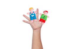 Cargar imagen en el visor de la galería, Las marionetas de dedo son un modo divertidísimo de dar vida a un cuento. Adquiere otra dimensión el poder ver a sus personajes moviéndose e incluso escuchar sus distintas voces. Con las marionetas de dedo de los 3 cerditos y el lobo, los niños no se cansarán de oir una y otra vez la misma historia. Características: - Composición: 80% Poliéster + 20% Algodón. - Cabezas de madera pintada con pintura no tóxica. Dimensiones: 11cm (Alto) x 7cm (Ancho) x 4cm (Largo)
