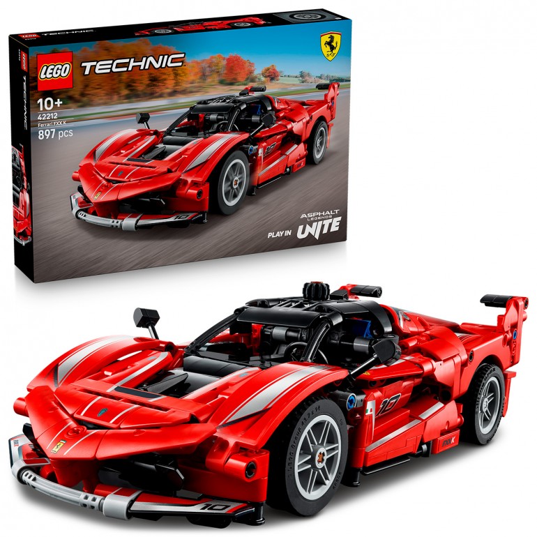 Ferrari FXX K LEGO Technic - LEGO 42212 Igual que el original, esta versión en maqueta cuenta con puertas de mariposa que se abren y capó abatible. Examina el diferencial, de gran realismo, y observa cómo se mueven los pistones. Luego levanta la cubierta para ver el motor V12. El modelo consta de 897 piezas. 