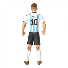 Carregar imagem no visualizador da galeria, Auténtica réplica de Messi hecha de PVC. Para todos los fans de Lionel Messi ahora tenéis la oportunidad de llevaros a casa una réplica del jugador, gracias a un minucioso proceso de fabricación que cuida al detalle todos los aspectos. Messi luce el equipo de la selección argentina con su número 10. La figura y está articulada