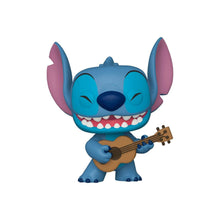 Cargar imagen en el visor de la galería,  Figura Funko de Stitch con su ukelele. Mide 9 cm.