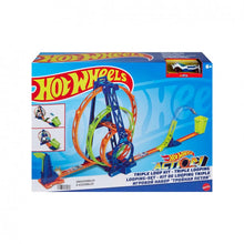 Carregar imagem no visualizador da galeria,  Hot Wheels Kit Triple Looping - Mattel HMX38 Construir pistas es tres veces más divertido con el kit de triple bucle de acción de Hot Wheels. Los niños golpean el lanzador para enviar el auto Hot Wheels, incluido, a través de tres bucles graduados.