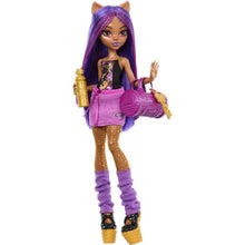 Cargar imagen en el visor de la galería, Clawdeen Wolf Secrets Monster High , de las muñecas más monstruosas , viene con su armario secreto. También trae 19 accesorios de moda muy fashion.