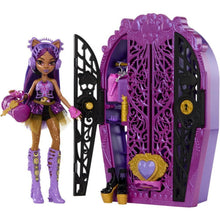 Carregar imagem no visualizador da galeria, Clawdeen Wolf Secrets Monster High , de las muñecas más monstruosas , viene con su armario secreto. También trae 19 accesorios de moda muy fashion.