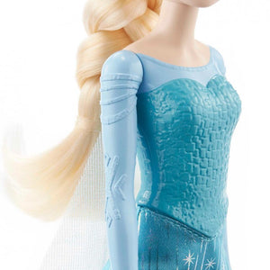 Muñeca Elsa de Frozen - Mattel HLW47Descubre esta muñeca de Elsa, inspirada en la poderosa e inigualable reina de Frozen de Disney. Esta muñeca de moda articulada lleva su emblemático conjunto de la película, que incluye accesorios como unos zapatos, una capa y una falda delicadas. 