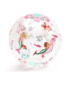 Pelota Sirena, pelota hinchable y transparente de 35 cm de diametro , ligera y fácil de transportar, decorada con temática de sirenas. Ideal para los juegos al aire libre o para divertirse en el agua.