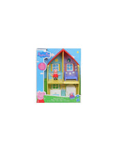 Cargar imagen en el visor de la galería, casa del famoso personaje de los dibujos animados Peppa Pig. Con 2 niveles y 3 habitaciones. Cocina-comedor, baño y dormitorio. Con 6 complementos: cama, sofá, mesa, 2 sillas y un wc.