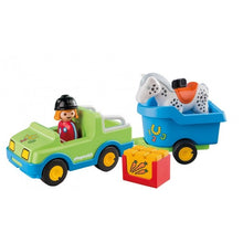 Carregar imagem no visualizador da galeria, Playmobil 1.2.3 Coche con Remolque de Caballo.
La rampa plegable lleva al animal con cuidado al remolque. Permite un fácil transporte de tu caballo.