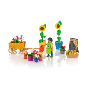 Playmobil City Life Tienda de Flores con muchos accesorios para ampliar el juego. Compra hermosas flores en la floristeria City Life de Playmobil. El lápiz incluido realmente te permite escribir en la pizarra. Entonces basta con un paño húmedo para borrarlo todo. Incluye : 1 figura , 1 carrito, 1 panel, 2 macet…