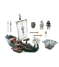 Carregar imagem no visualizador da galeria, Barco del Drago de Playmovil Dragons - Playmobil Surca los mares en busca de nuevas aventuras y batallas junto a Drago y su barco. Esta vez los piratas inundan los mares y tu puedes ser el capitán . set de 45 piezas,