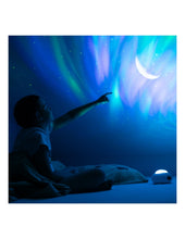 Cargar imagen en el visor de la galería,  proyector llenará la habitación de estrellas brillantes, nebulosas coloridas y galaxias envolventes, acompañadas de sonidos para una experiencia inmersiva. Con varias opciones de color y modos de proyección, podrás personalizarlo cada noche. Es perfecto para estimular la imaginación de los niños, ayudándoles a relajarse y a soñar 