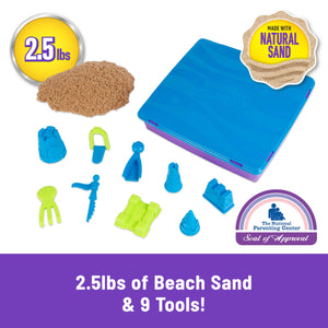  Kinetic Sand Set Castillo de Playa de Lujo- Spin MasterExperimenta la magia de la playa en cualquier lugar con el juego Castillo de Playa de Lujo. Incluye 1.13 kg de Kinetic Beach Sand y todo lo que necesitas para crear castillos de arena épicos. 