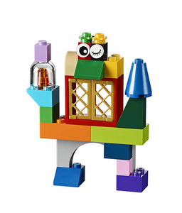 Caja grande de Ladrillos LEGO, Incluye una amplia gama de ladrillos de LEGO en 33 colores diferentes Cuenta con una amplia gama de ladrillos, ventanas, puertas, marcos, además tiene dos placas de base de diferentes tamaños. 790 piezas en total. Libro con ideas para construir incluido. Incluye un separador de la…