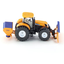 Carregar imagem no visualizador da galeria, New Holland T7070 Tractor con Quitanieves y Expandidor de Sal 1:50 - Siku 2940