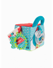 Carregar imagem no visualizador da galeria, Cubo de actividades de tela jungla Ludi 30038 colores vivos Diferentes texturas sonajero transparente con bolitas mordedor