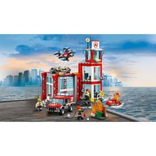 Cargar imagen en el visor de la galería, Parque de Bomberos - Lego City 60215