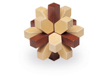 Cargar imagen en el visor de la galería, Consigue resolver el rompecabezas de madera 100% Madera procedente de bosques sostenibles con certificación FSC 