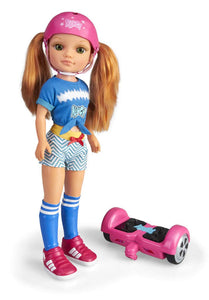 Nancy hoverboard Famosa 700015134 funciona solo y puede ir adelante, atrás, girar Nancy pelirroja con casco rosa