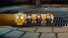 Cargar imagen en el visor de la galería,  LEGO® Harry Potter™ Hogwarts™: Fallo de la Poción Multijugos (76386) lo tiene todo: populares personajes, imaginativos detalles y encantadoras aventuras ambientadas en un célebre lugar de Hogwarts.