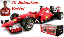 Carregar imagem no visualizador da galeria, 1/18 Ferrari SF15T - Burago 16801-jugueteriatrevol