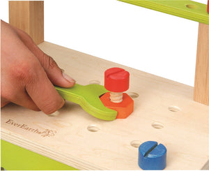 Banco de Trabajo de Madera - EverEarth Almacenar y manipular las herramientas de madera con placas y tuercas es un juego idóneo para los pequeños aficionados al bricolaje Producto ecológico. Contiene 41 piezas. 