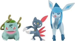 Pokémon Pack de 3 Figuras Bulbasaur, Sneasel, Glaceon Jazwares figuras de batalla de 5 y 8 cm para luchar con las bolas 