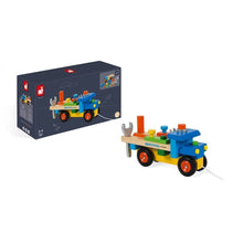 Carregar imagem no visualizador da galeria, Camión Arrastre Bricolaje - Janod,juguetes en 1: un juego de construcción con tuercas, placas y tornillos que habrá que montar para reconstruir un magnífico camión, y un juguete arrastrable